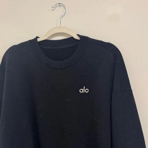 ALO Yoga Accolade Crew Neck Pullover - Picture 5 of 6